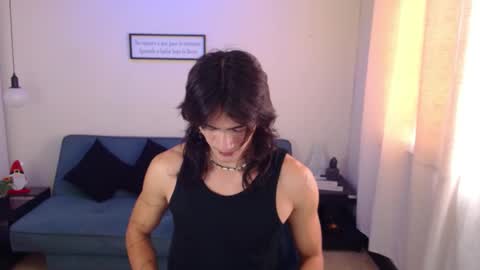 Snapshot of andreey50 chatting on December 17, 8:43 pm Andrey online show from December 17, 8:43 pm