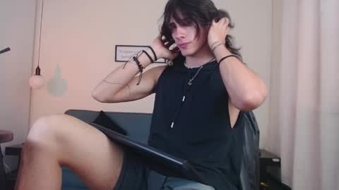 Snapshot of andreey50 chatting on February 8, 8:10 pm Andrey online show from February 8, 8:10 pm