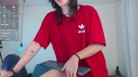 Snapshot of andreey50 chatting on March 5, 12:05 am Andrey online show from March 5, 12:05 am