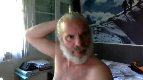 Snapshot of andrei2512 chatting on May 25, 1:28 pm andrei2512 online show from May 25, 1:28 pm