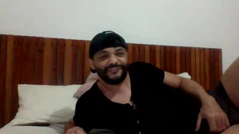 Snapshot of andreloko123 chatting on December 16, 4:23 am andreloko123 online show from December 16, 4:23 am