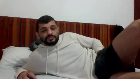 Snapshot of andreloko123 chatting on November 1, 1:29 am andreloko123 online show from November 1, 1:29 am