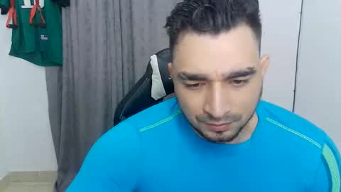 andres180950734 online show from June 8, 11:54 am