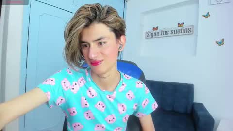 Alann online show from February 9, 2:43 pm