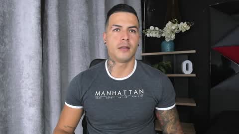 insta andres clark  online show from February 5, 6:04 pm