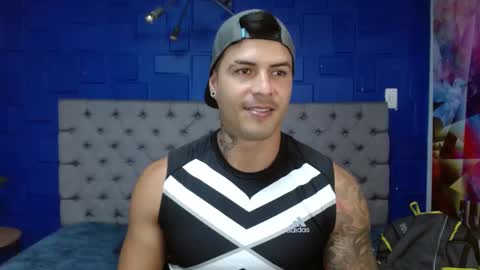 insta andres clark  online show from February 11, 6:44 pm