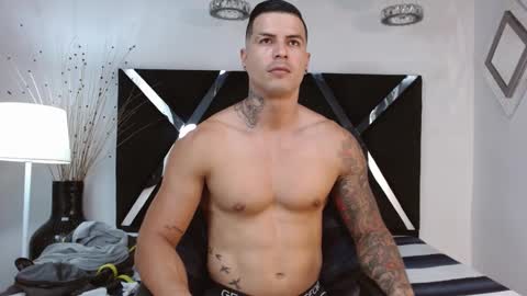 insta andres clark  online show from February 26, 10:09 pm