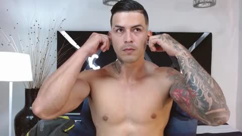 insta andres clark  online show from February 27, 6:20 pm