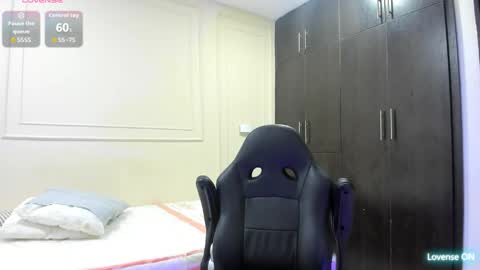 Snapshot of andres_stud chatting on May 15, 3:46 am andres_stud online show from May 15, 3:46 am