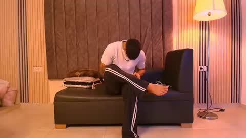 andres_stud online show from July 12, 3:19 am