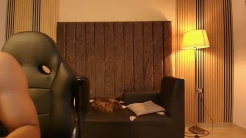 andres_stud online show from July 27, 4:08 am