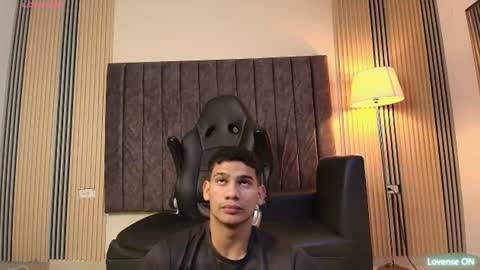 andres_stud online show from July 28, 4:08 am
