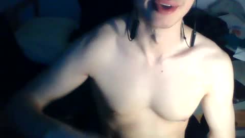 andresse_lat online show from July 22, 7:44 am