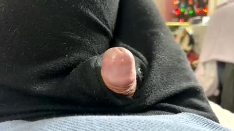 andrew1245567543_3 online show from February 4, 11:05 am