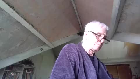 Andrew online show from April 28, 10:20 am