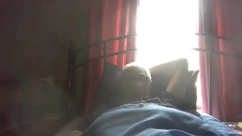 Snapshot of andrew160258 chatting on June 2, 10:50 am Andrew online show from June 2, 10:50 am