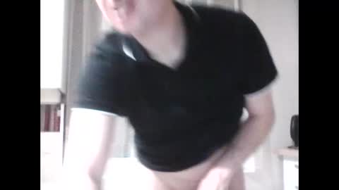 Snapshot of andrew3356577 chatting on January 1, 6:58 am andrew3356577 online show from January 1, 6:58 am