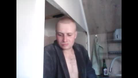 Snapshot of andrew3356577 chatting on February 17, 7:37 am andrew3356577 online show from February 17, 7:37 am