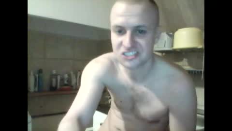 Snapshot of andrew3356577 chatting on March 3, 1:10 am andrew3356577 online show from March 3, 1:10 am