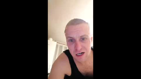 Snapshot of andrew3356577 chatting on February 15, 10:50 pm andrew3356577 online show from February 15, 10:50 pm