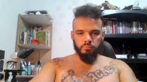 Snapshot of andrew_jaay chatting on November 4, 3:05 am andrew_jaay online show from November 4, 3:05 am