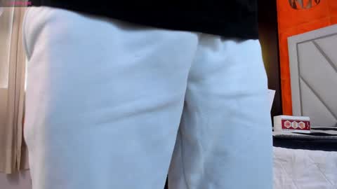 Andrew Mathwes online show from December 6, 9:13 pm