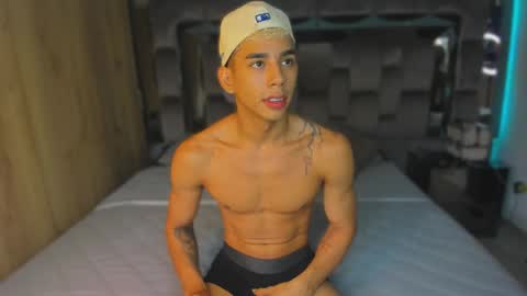 Andrew M. online show from January 18, 7:50 pm