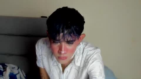 Snapshot of andrew_uwu_ chatting on December 22, 9:56 pm ANDREW independent model online show from December 22, 9:56 pm