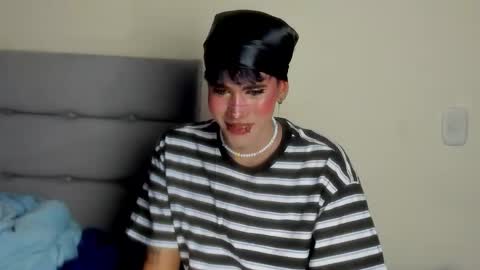 Snapshot of andrew_uwu_ chatting on January 7, 12:02 am ANDREW independent model online show from January 7, 12:02 am