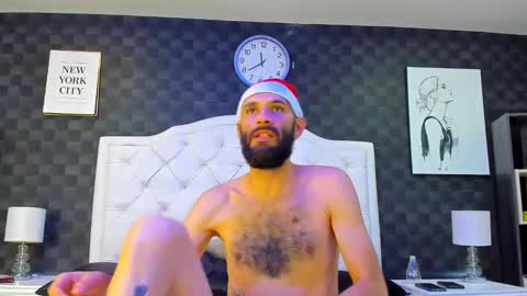 Andrew online show from December 18, 9:36 am