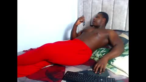 Snapshot of andrewburke06 chatting on May 18, 2:29 am andrewburke06 online show from May 18, 2:29 am