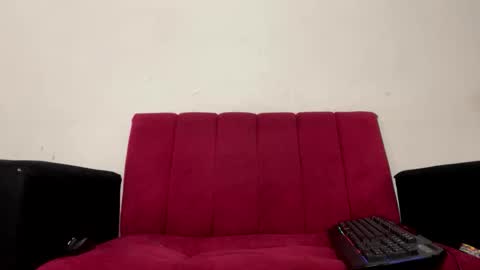 Snapshot of andrewcooper1 chatting on November 15, 4:32 am andrew online show from November 15, 4:32 am