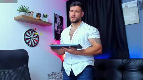 Snapshot of andrewdiaz_ chatting on February 28, 5:59 am Andrew Diaz online show from February 28, 5:59 am