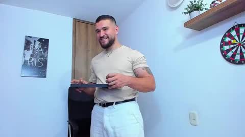 Snapshot of andrewdiaz_ chatting on September 27, 4:23 pm Andrew Diaz online show from September 27, 4:23 pm