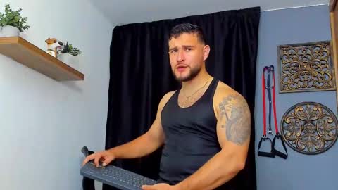 Snapshot of andrewdiaz_ chatting on January 9, 7:00 am Andrew Diaz online show from January 9, 7:00 am