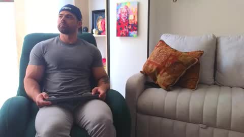 Snapshot of andrewfame chatting on February 15, 3:09 pm Andrew online show from February 15, 3:09 pm