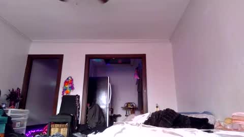 Snapshot of andrewgennie chatting on November 23, 4:40 pm andrewgennie online show from November 23, 4:40 pm