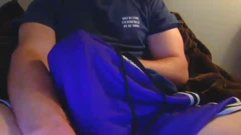 Snapshot of andrewholdsteady chatting on December 18, 7:19 pm andrewholdsteady online show from December 18, 7:19 pm