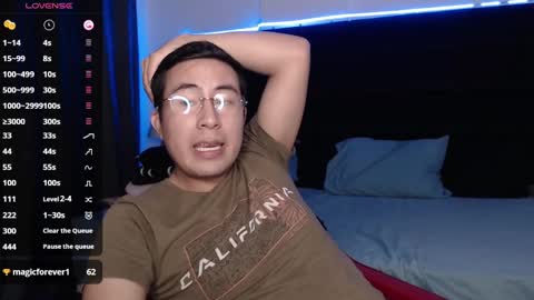 andrewmhilton_ online show from February 24, 11:30 pm