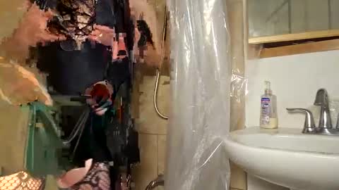 andrewo4277 online show from February 7, 10:20 pm