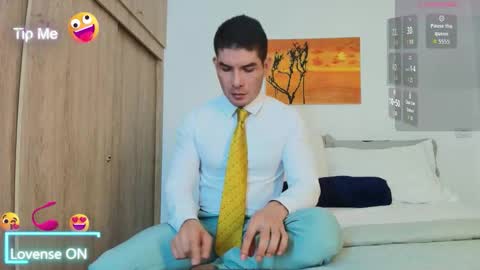 andrewstelee online show from September 27, 5:12 am