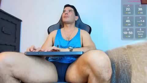 Snapshot of andrewstelee chatting on June 21, 4:15 am andrewstelee online show from June 21, 4:15 am