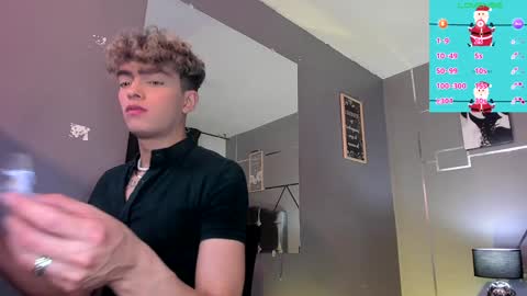 Snapshot of andrius_24 chatting on December 11, 2:44 pm online show from December 11, 2:44 pm