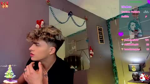 Snapshot of andrius_24 chatting on December 24, 5:55 pm online show from December 24, 5:55 pm