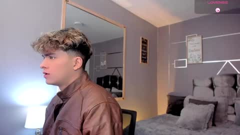 Snapshot of andrius_24 chatting on February 8, 1:22 pm online show from February 8, 1:22 pm