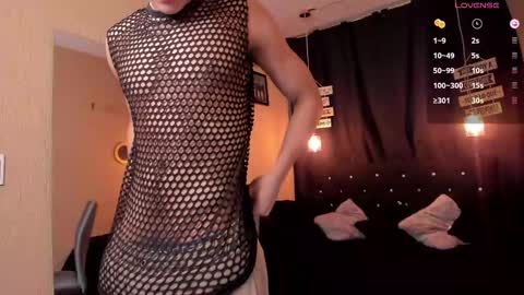 Snapshot of andrius_24 chatting on February 21, 1:33 pm online show from February 21, 1:33 pm