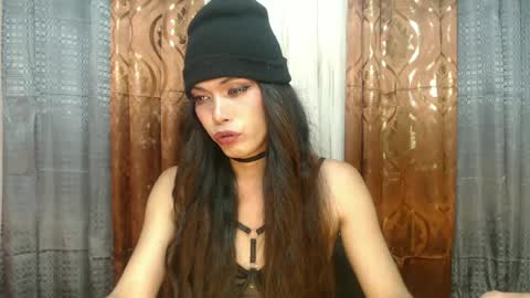 SUGARBABY online show from July 6, 4:09 pm