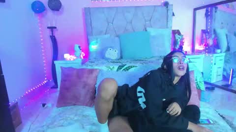 Snapshot of andromedashine chatting on September 30, 1:10 am vero paez online show from September 30, 1:10 am