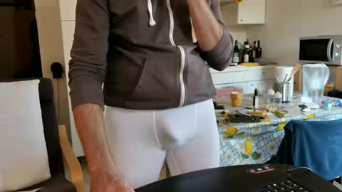 Snapshot of androx77 chatting on October 3, 9:50 am androx77 online show from October 3, 9:50 am