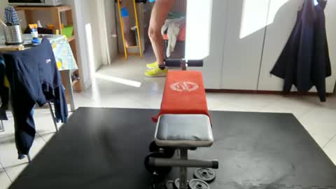 Snapshot of androx77 chatting on October 24, 8:44 am androx77 online show from October 24, 8:44 am